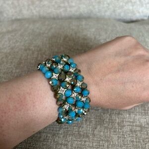 Premier Designs Belize Stretch Bracelet with Blue Beads & Gold Accents